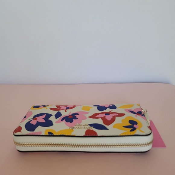 KATE SPADE Spencer Summer Flower Embossed Zip-around Continental Wallet- Cream ⭐ - Picture 8 of 16